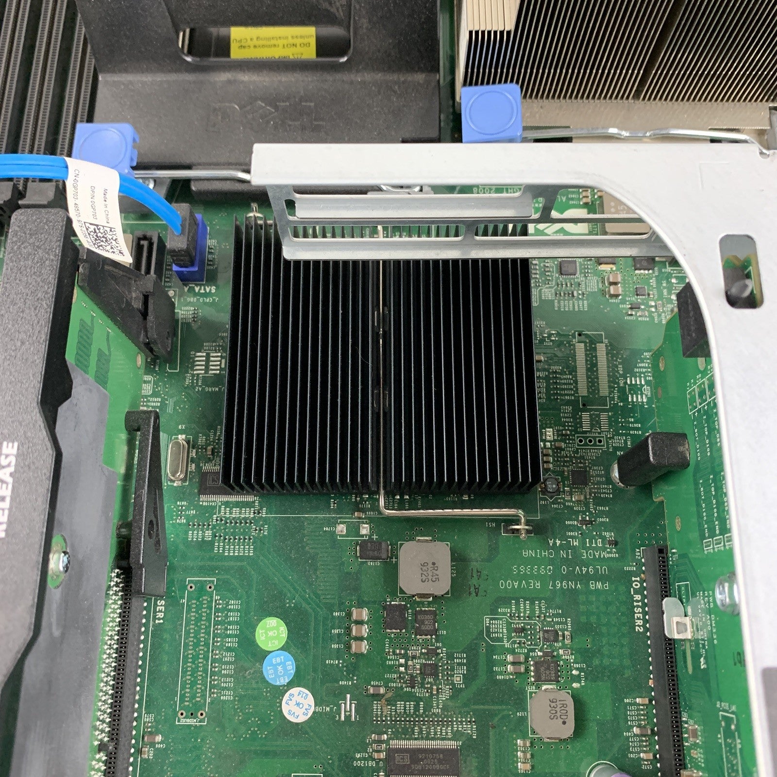 Dell PowerEdge R710 Server x1 Intel Xeon E5504 2.00 GHz 24 GB RAM No HDD No OS