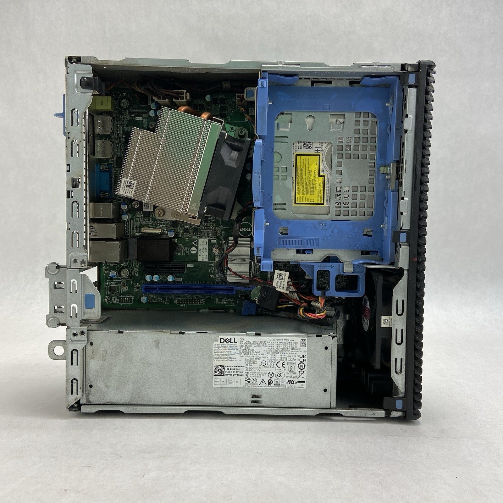 Dell Precision 3450 SFF Intel Xeon W-1350 3.3GHz 32GB RAM No HDD No OS8