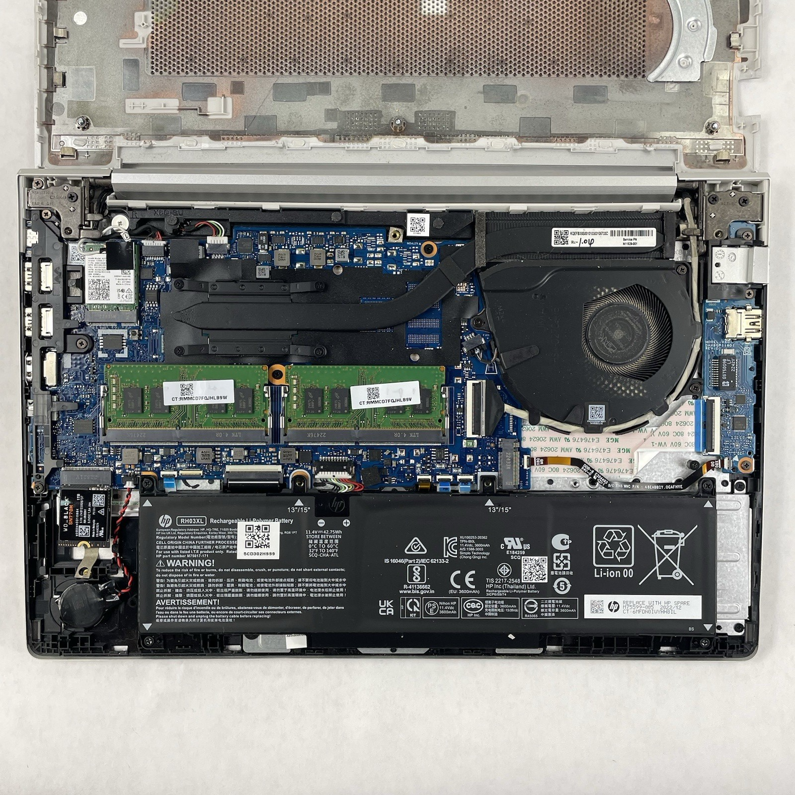 HP EliteBook 640 G9 14" i5-1235U 3.96 GHz 16 GB RAM No SSD/OS/AC17