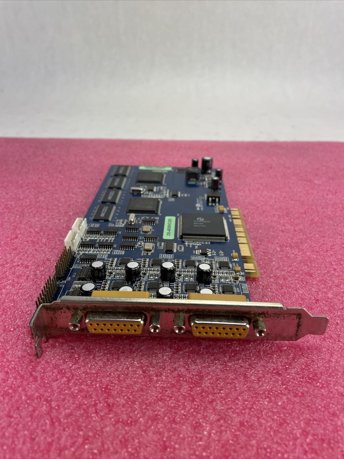 Hikvision DS-4008HCI PCI-E 8 Channel Compression Card
