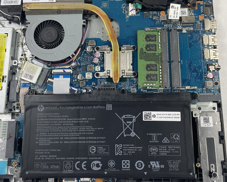 HP 15 da0032wm 15.6" i3-8130U 2.20 GHz 8 GB RAM No SSD/OS/AC
