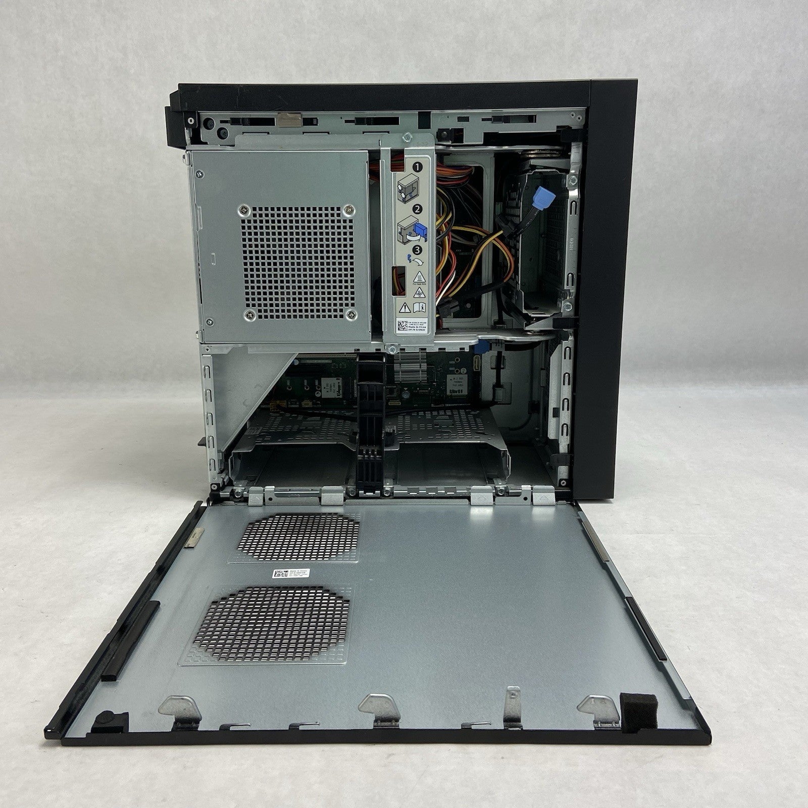 Dell Precision 3640 Tower Intel Core i7-10700K 3.8GHz 16GB RAM No HDD No OS8