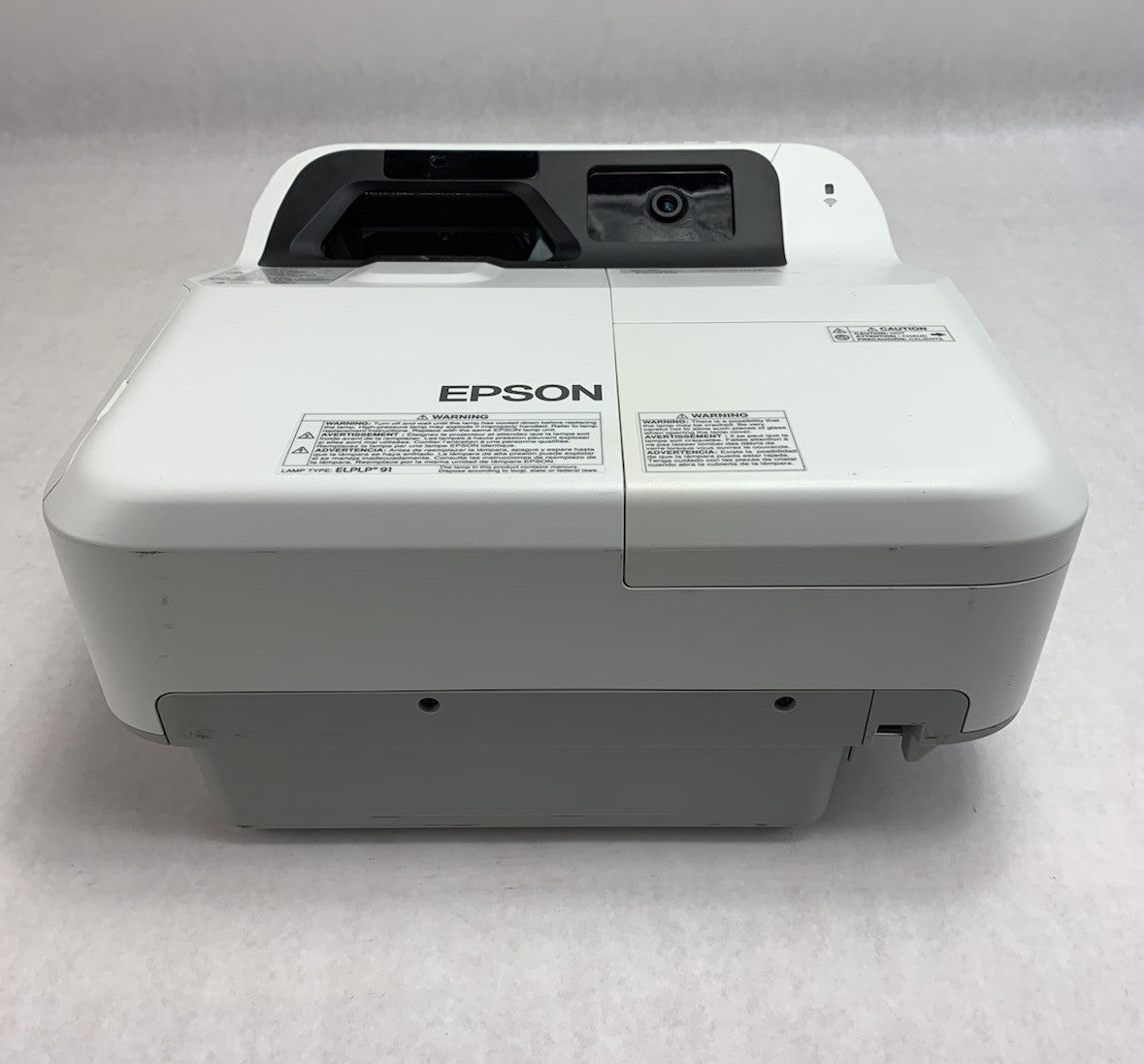 Epson PowerLite 695Wi H740A LCD Lamp Projector 1583 Lamp Hours - No Remote1