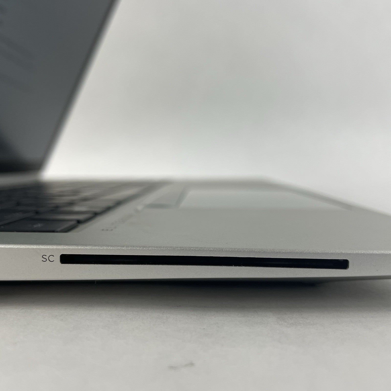 HP EliteBook 850 G8 15.6" i5-1145G7 2.60 GHz 8 GB RAM No SSD/OS/AC5