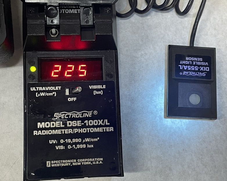 Spectroline Model DSE-100X/L Digital Radiometer/Photometer Tested Not Calibrated