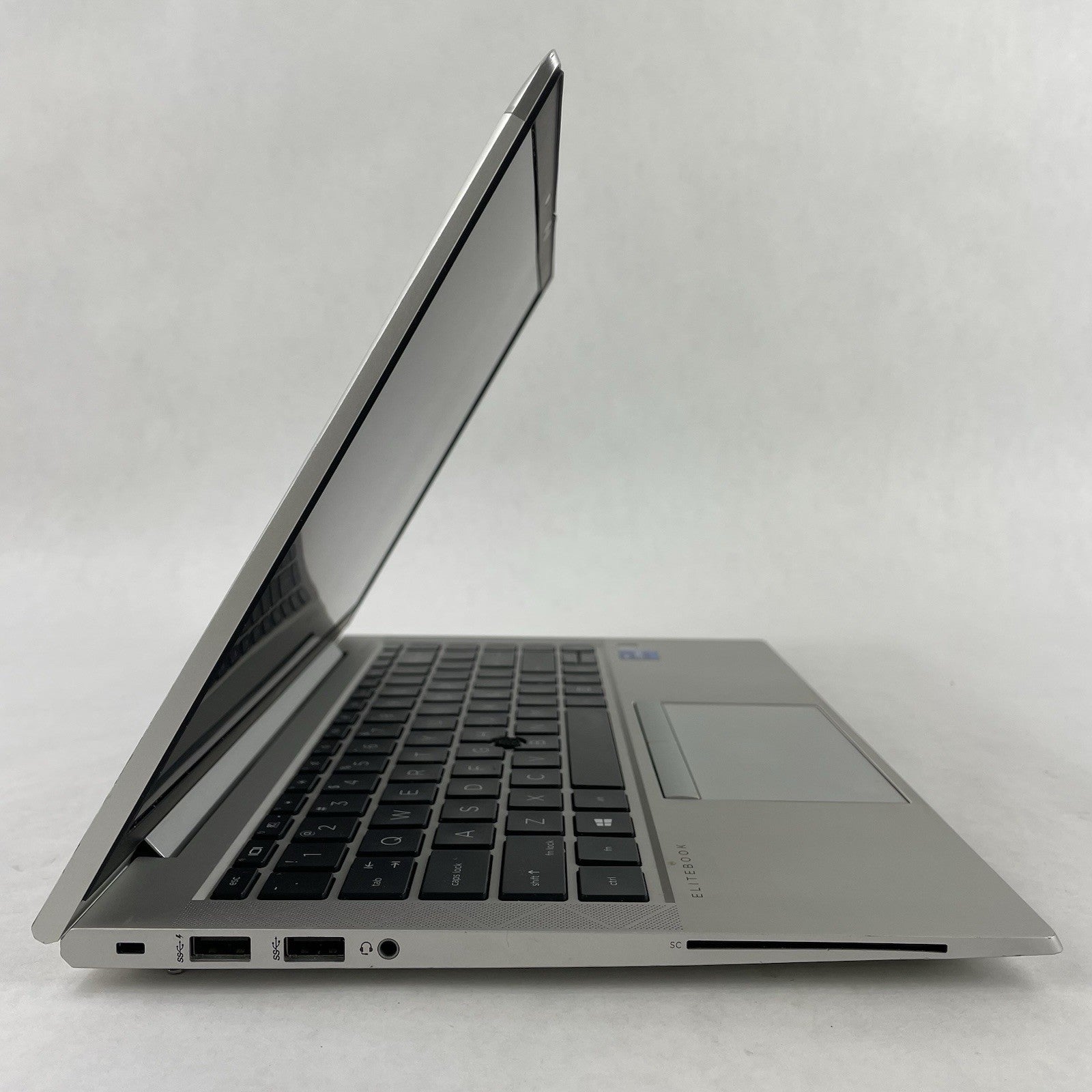 HP EliteBook 840 G8 14" i7-1165G7 2.80 GHz 8 GB RAM No SSD/OS/AC3