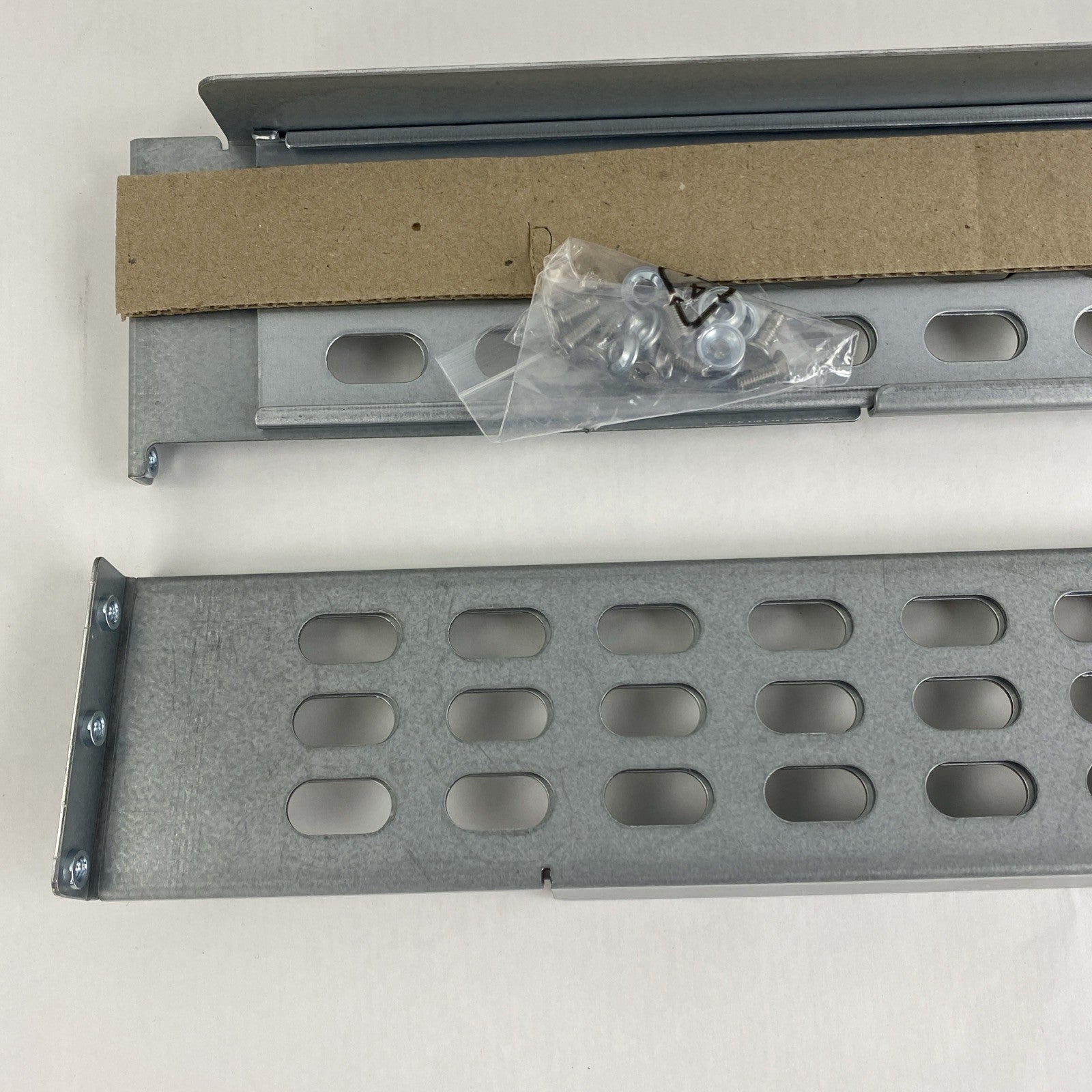  APC OM-756H Rev 12 Sliding Rail Kit for 4-Post Racks6