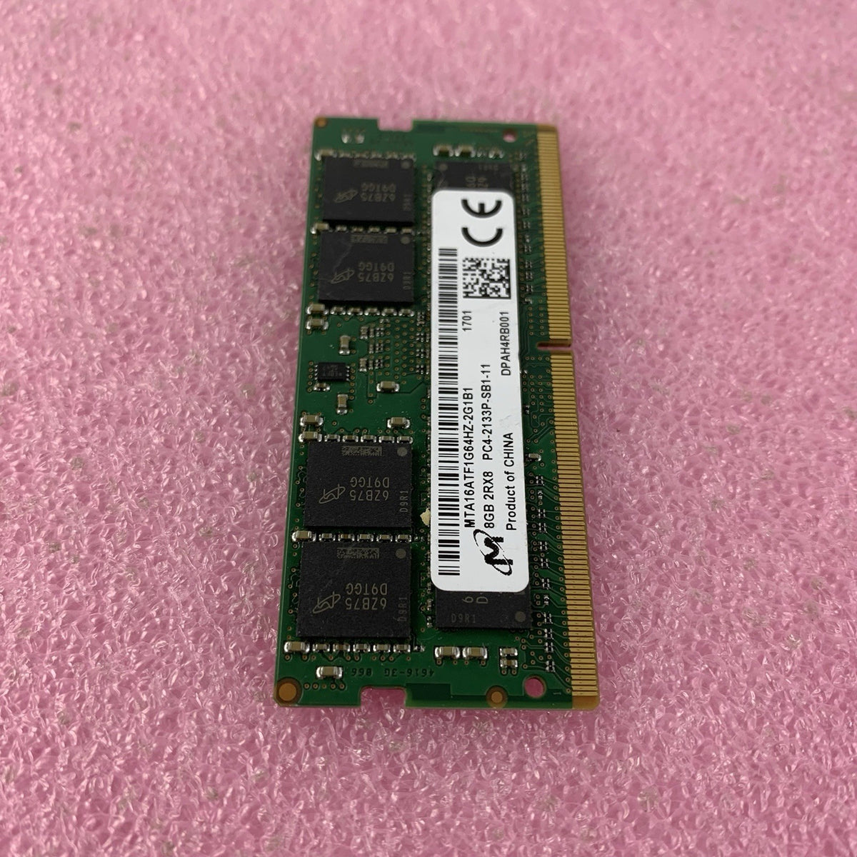 Micron 8GB 2RX8 PC4-2133P-SB1-11 - Untested3