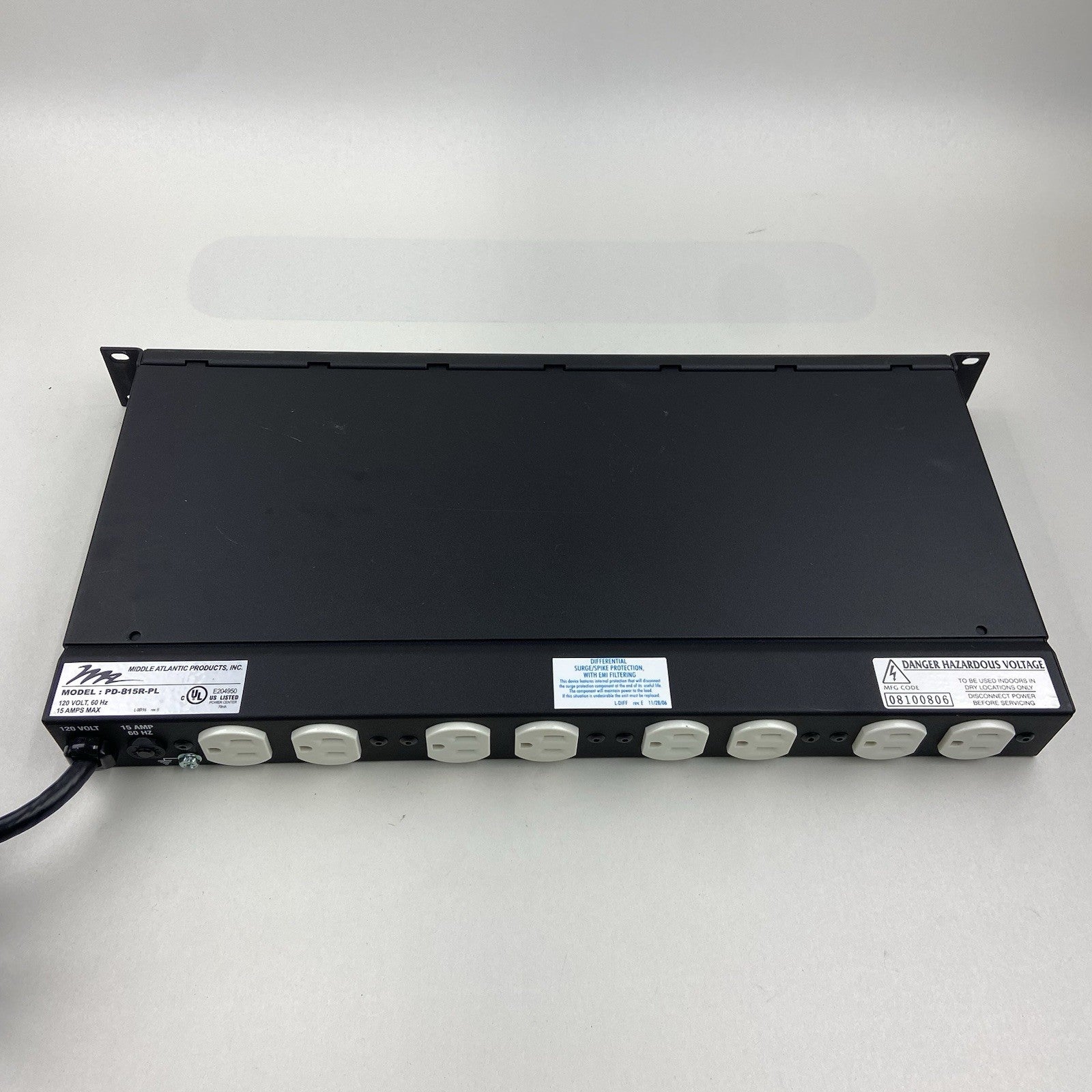 Middle Atlantic Products PD-815R-PL Rackmount Power Center 120V-12A-60Hz1