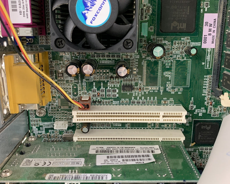 Compaq Presario 5010US Vintage Pentium III 866 MHz 256 MB RAM No OS No HDD