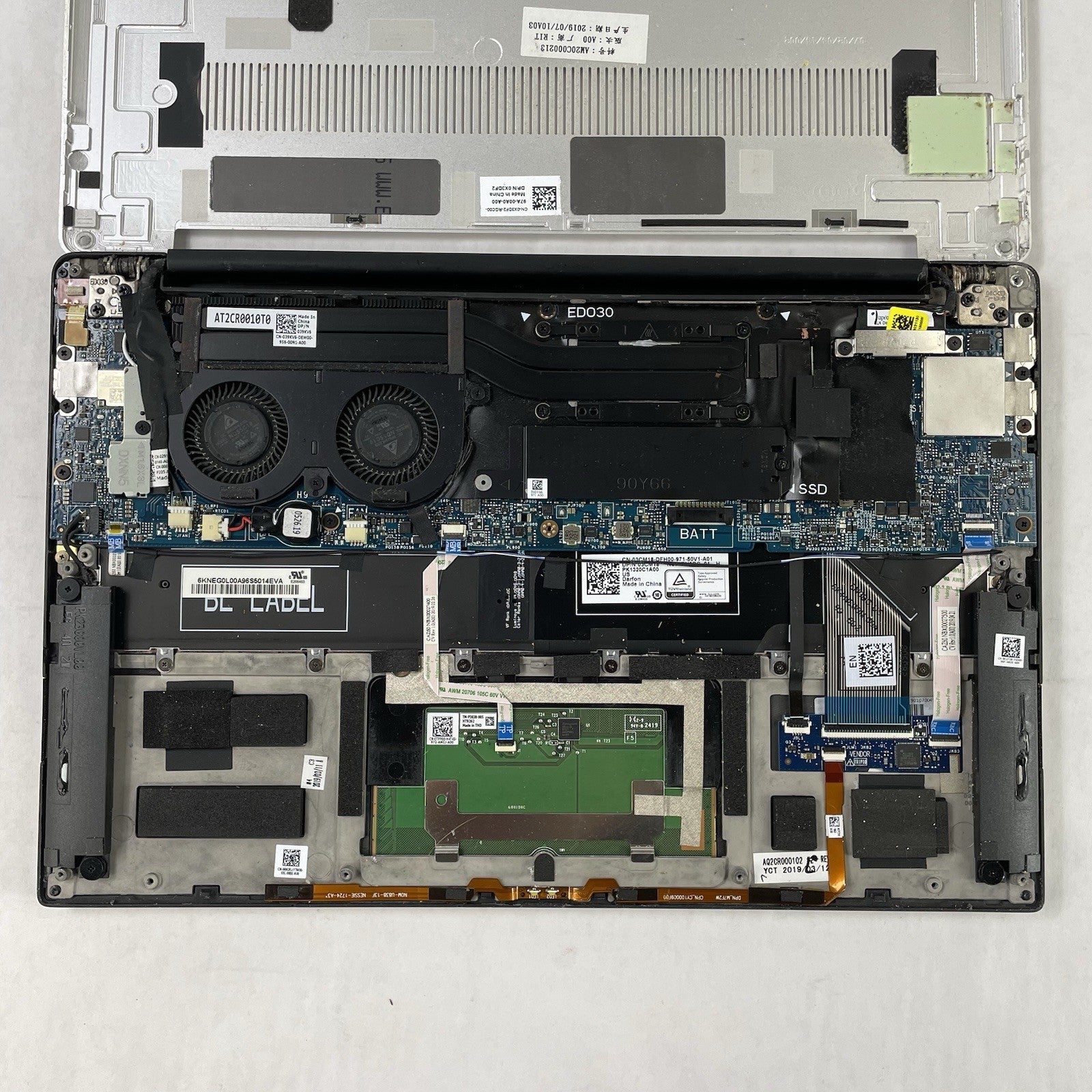 Dell XPS 13 9380 13.3" i7-8565U 1.80GHz 16GB RAM No SSD No OS No Batt Bad Corner19