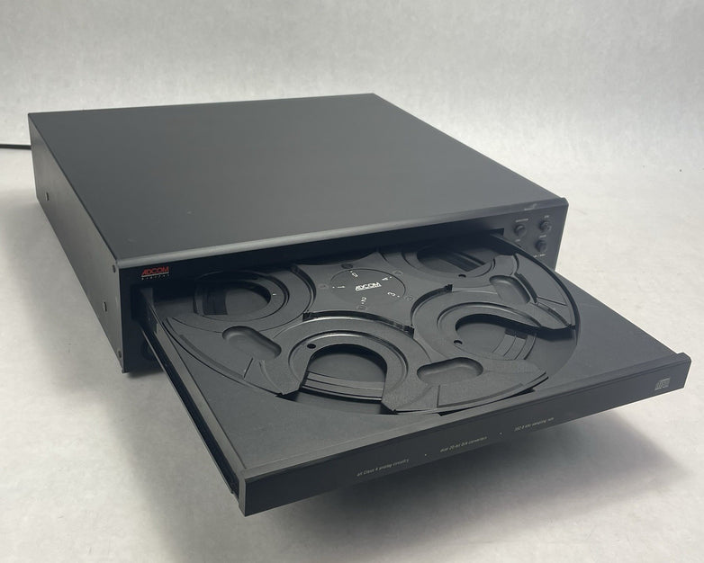 Adcom GCD-700 5 Disc CD Player Tested