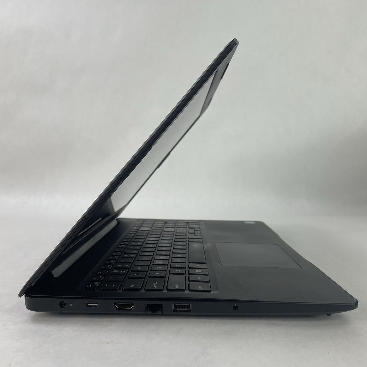 Dell Latitude 3590 15.6" i5-8250U 1.60 GHz 8 GB RAM No SSD/OS/AC/Batt6