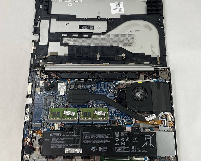 HP EliteBook 850 G5 15.6" i7-8650U 1.90 GHz 16 GB RAM No SSD/OS/AC - Dent