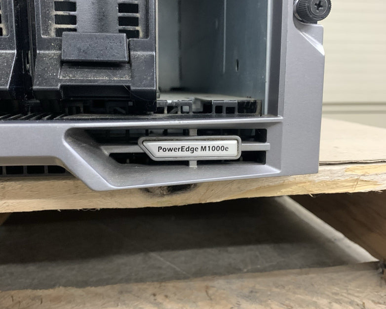 Dell PowerEdge M1000E Blade Server W/ 6x Power Supplies 9x Fans 12x Blanks