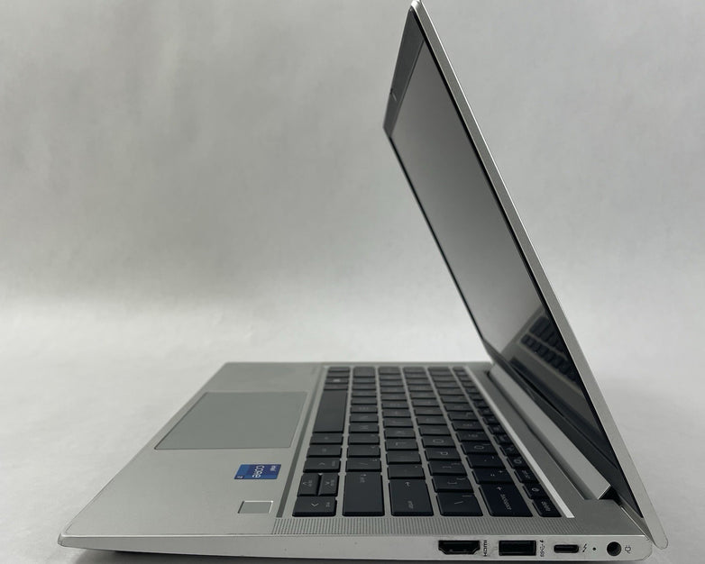 HP ProBook 630 G8 13.3" i7-1165G7 2.80 GHz 8 GB RAM No SSD/OS/AC - Dents