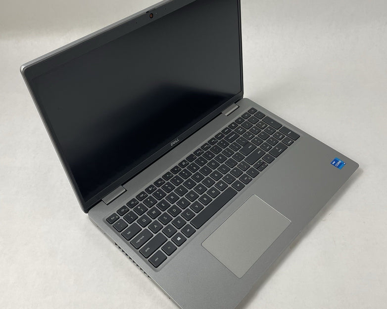 Dell Latitude 5520 15.6" i5-1135G7 2.40 GHz 8 GB RAM No SSD/OS/AC/Battery - READ