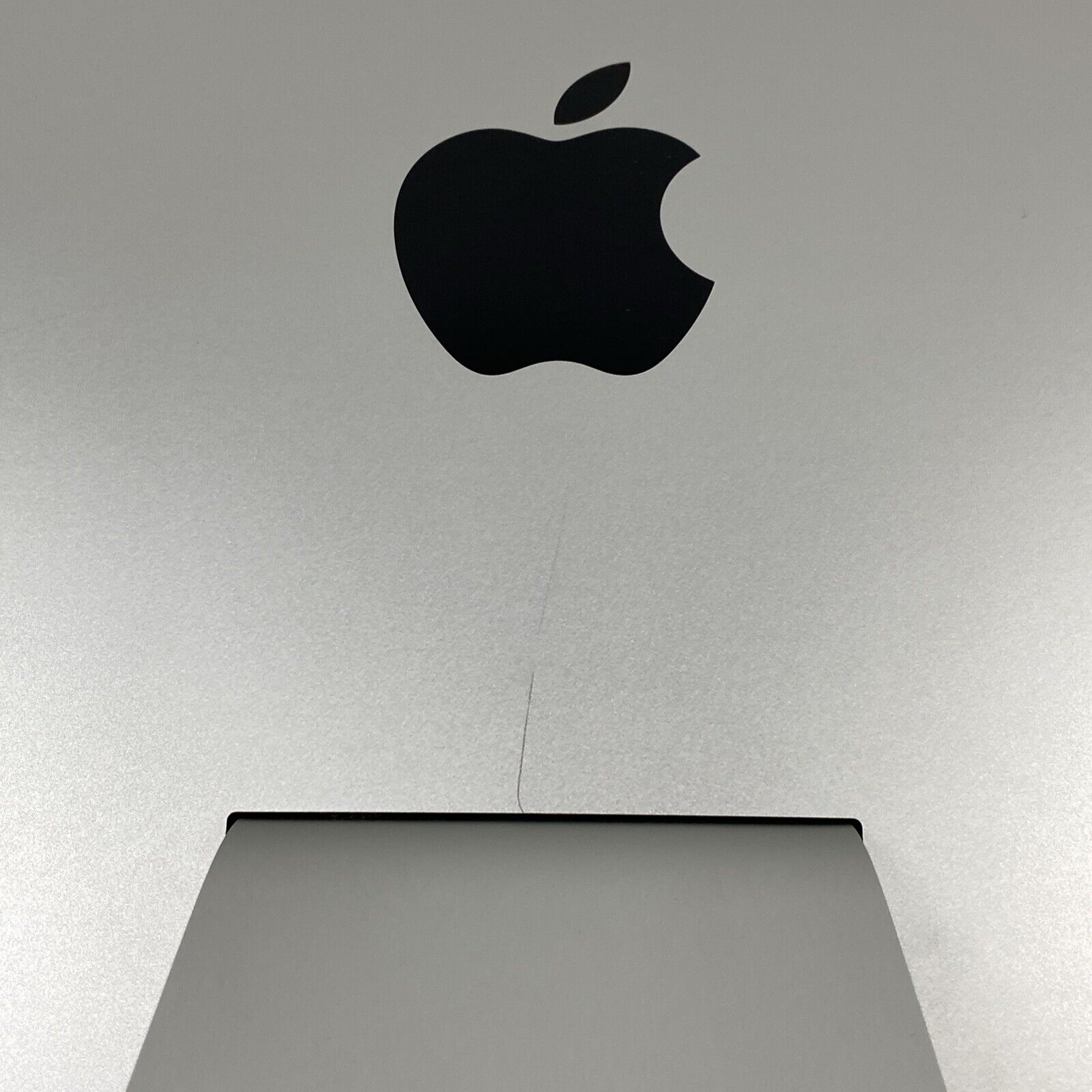 Apple A1418 iMac 21.5" 2014 1.40GHz i5 8GB RAM 500GB HDD macOS 11.7.1