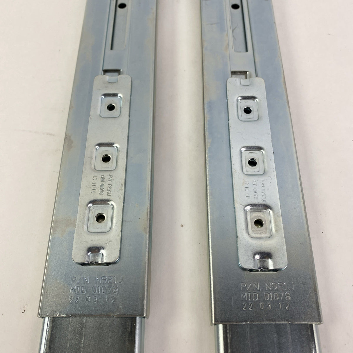 Dell R137J N915J Right and Left Sliding Server Rails 6