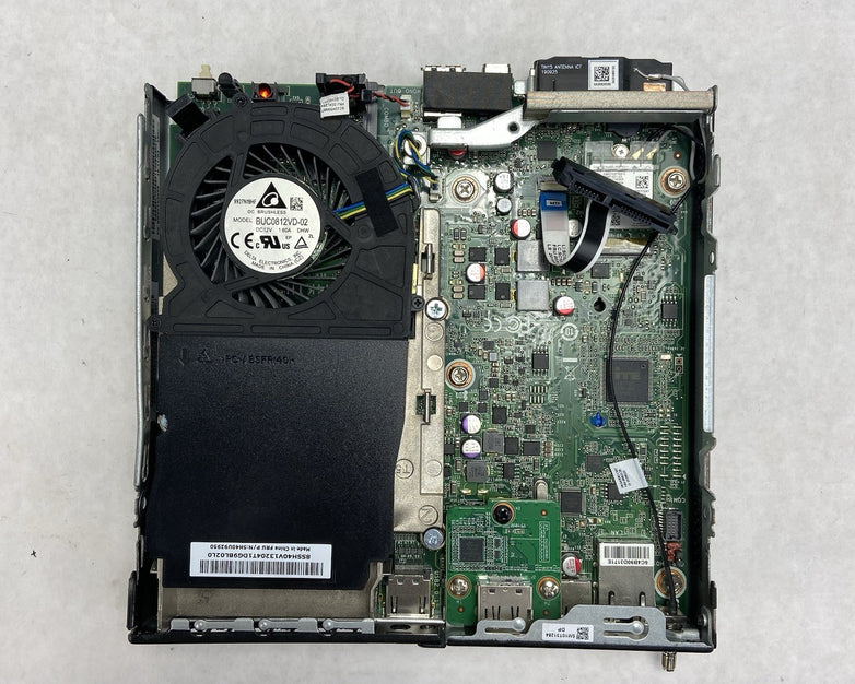 Lenovo ThinkCentre M75Q-1 Micro AMD Ryzen 5 Pro 3400GE 3.3GHz 8GB RAM No HDDOS
