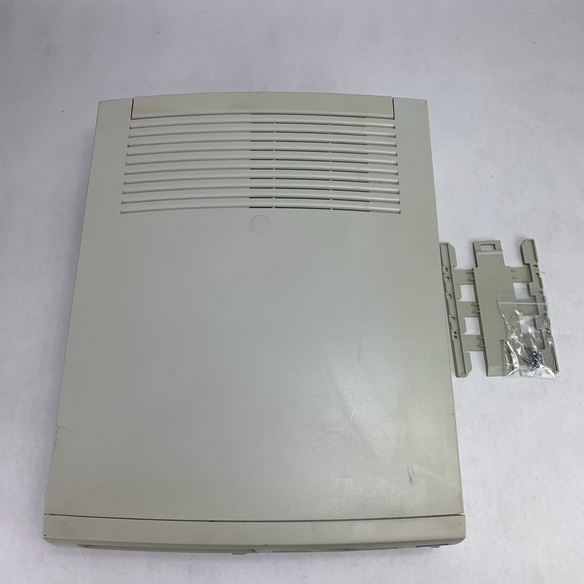 Macintosh Performa 6220CD - No HDD NO OS - Missing Volume Button- CD Drive Stuck3