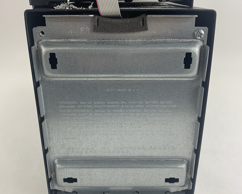 APC Smart-UPS SMT1500 LCD 1000W 1500VA 120V Tested Missing Screw No Battery