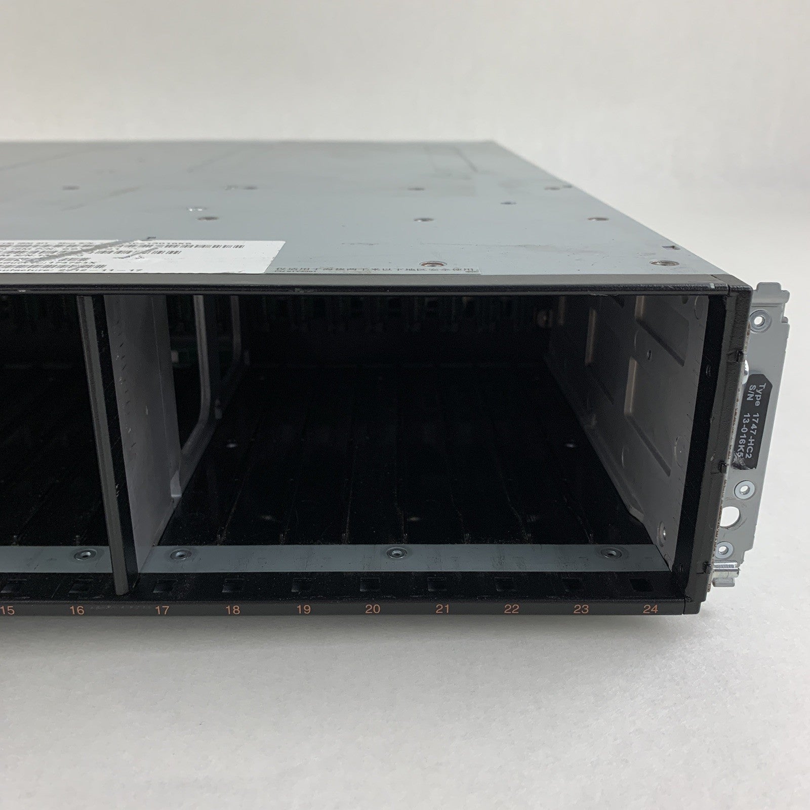 IBM 1747-HC2 69Y2921 170-6070-01 System Storage Enclosure Chassis 2x Power Supp