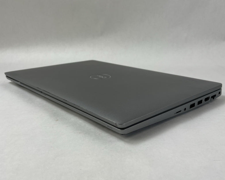 Dell Latitude 5520 15.6" i5-1135G7 2.4GHz 8GB RAM No SSD/OS/AC - Scratched Paint