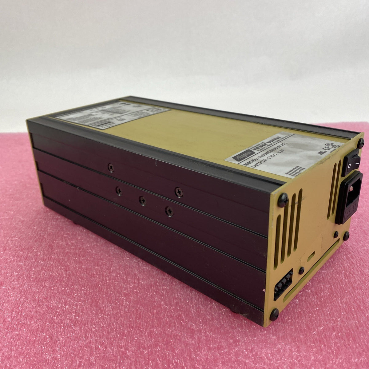 Acopian YL05MC880B28C2F1 5VDC 8.8A Power Supply Tested2
