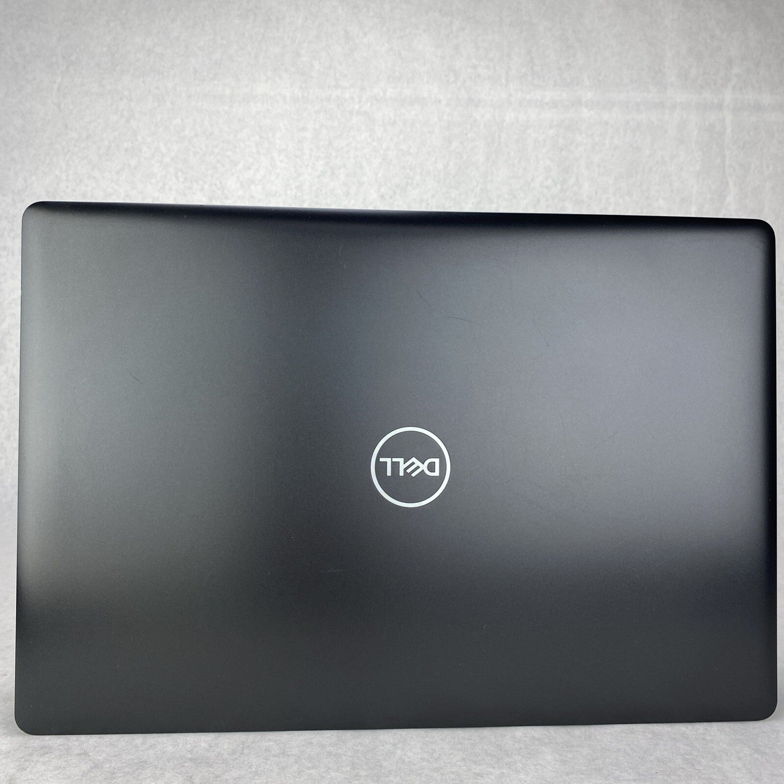 Dell Inspiron 5570 15.6" Intel Core i3-8130U 2.20GHz 12GB RAM No AC No HDD No OS