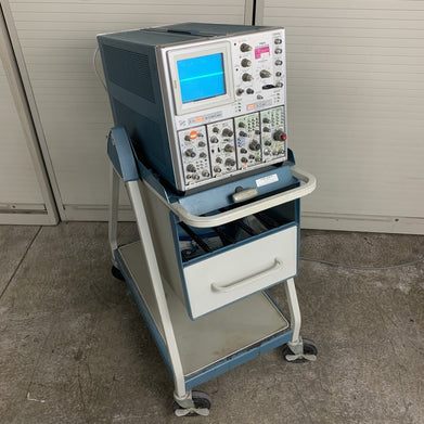 Tektronix 7904 Oscilloscope W/ 7A22 7A26 7B85 7B53A Module Cards and 204-2 Cart