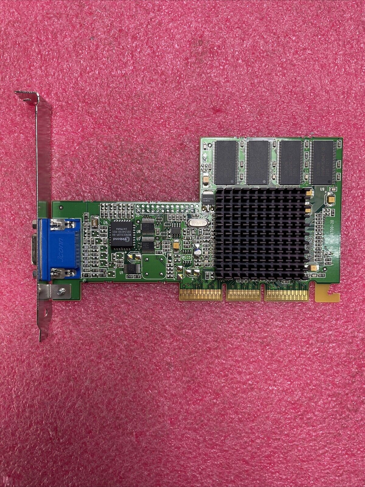 ATI Rage Xpert2000Pro Ultra 32M AGP Graphics Card