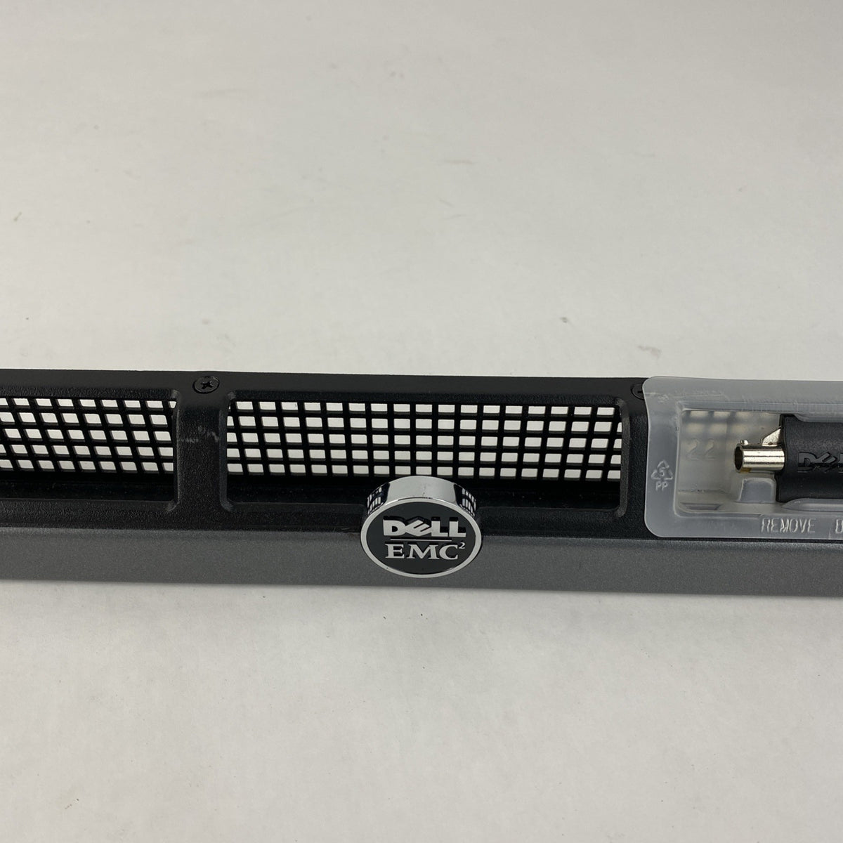 Dell 100-562-803 EMC2 Server Front Bezel - w/ Key 3