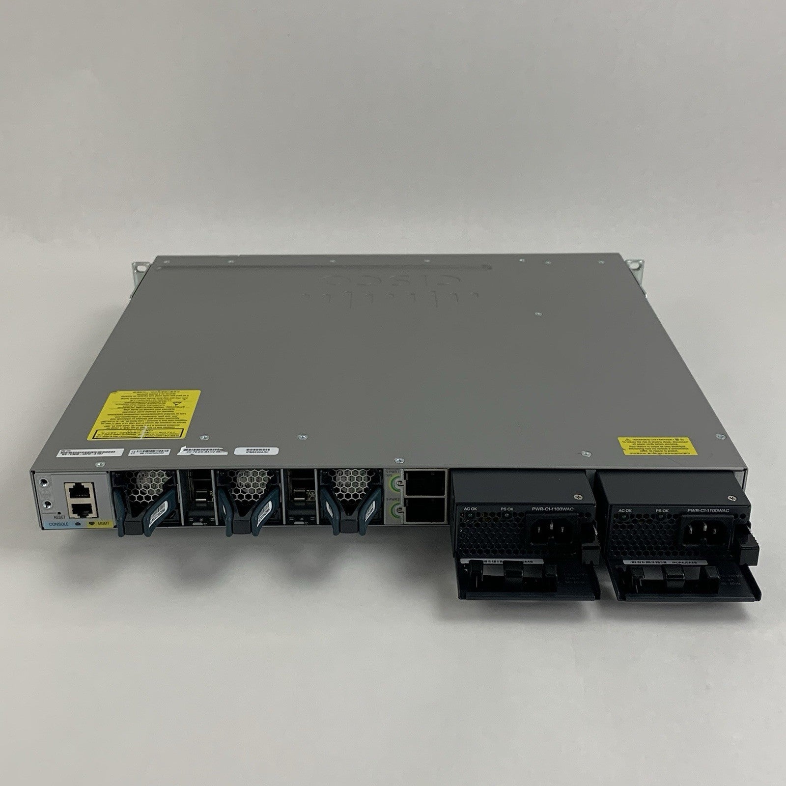 Cisco WS-C3850-48PW-S V07 PoE+ 48-Port Network Switch Tested w/ C3850-NM-4-1G6
