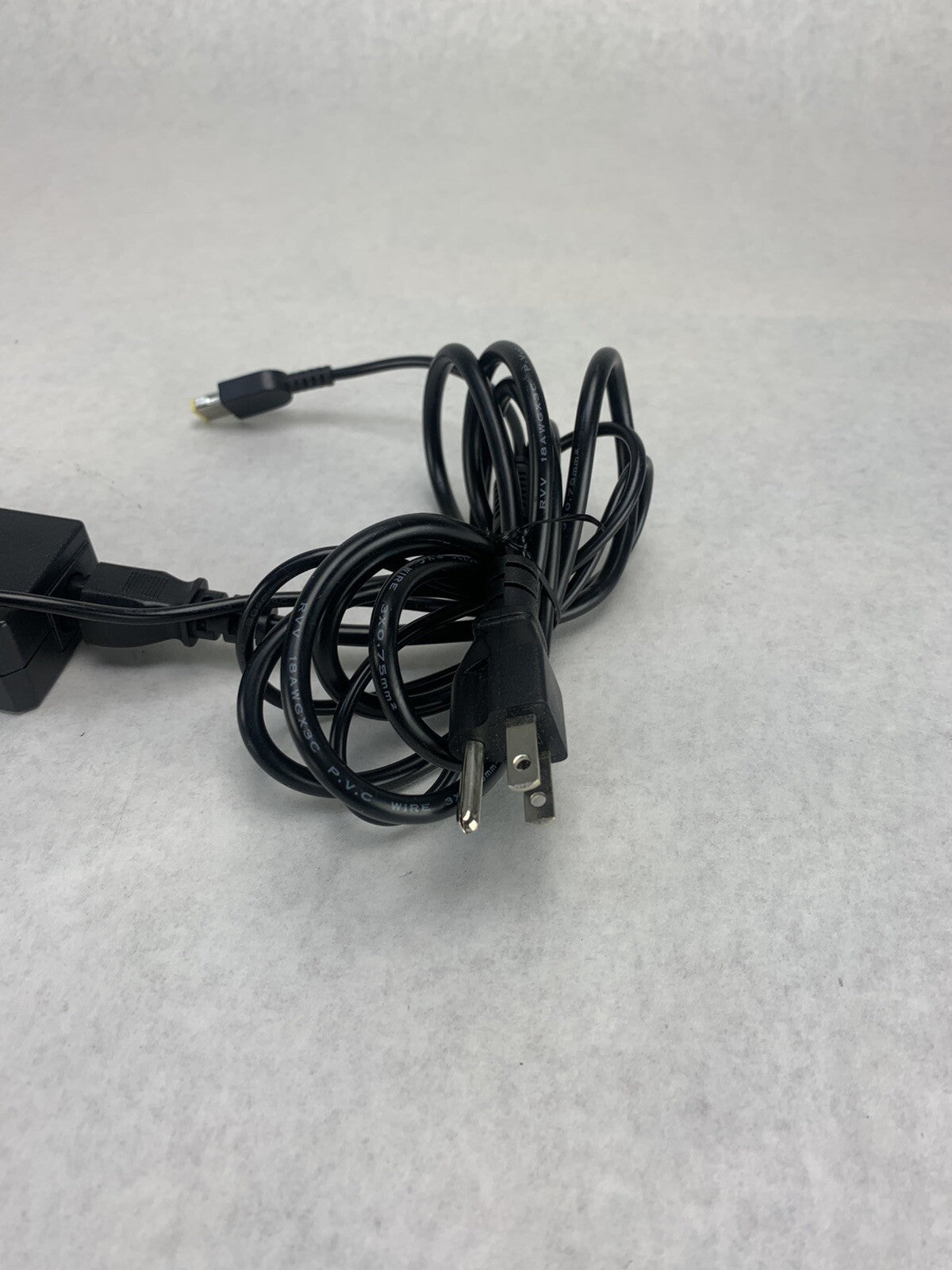 Mixed Lot of 4 Replacement AC Adapter SK90200450 SK90200325