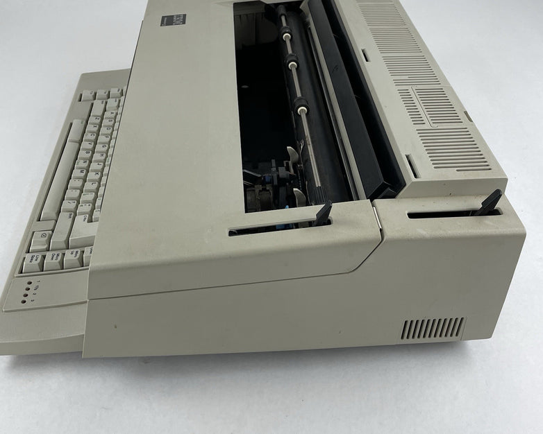IBM Wheelwriter 3 Electronic Typewriter Parts or Repair