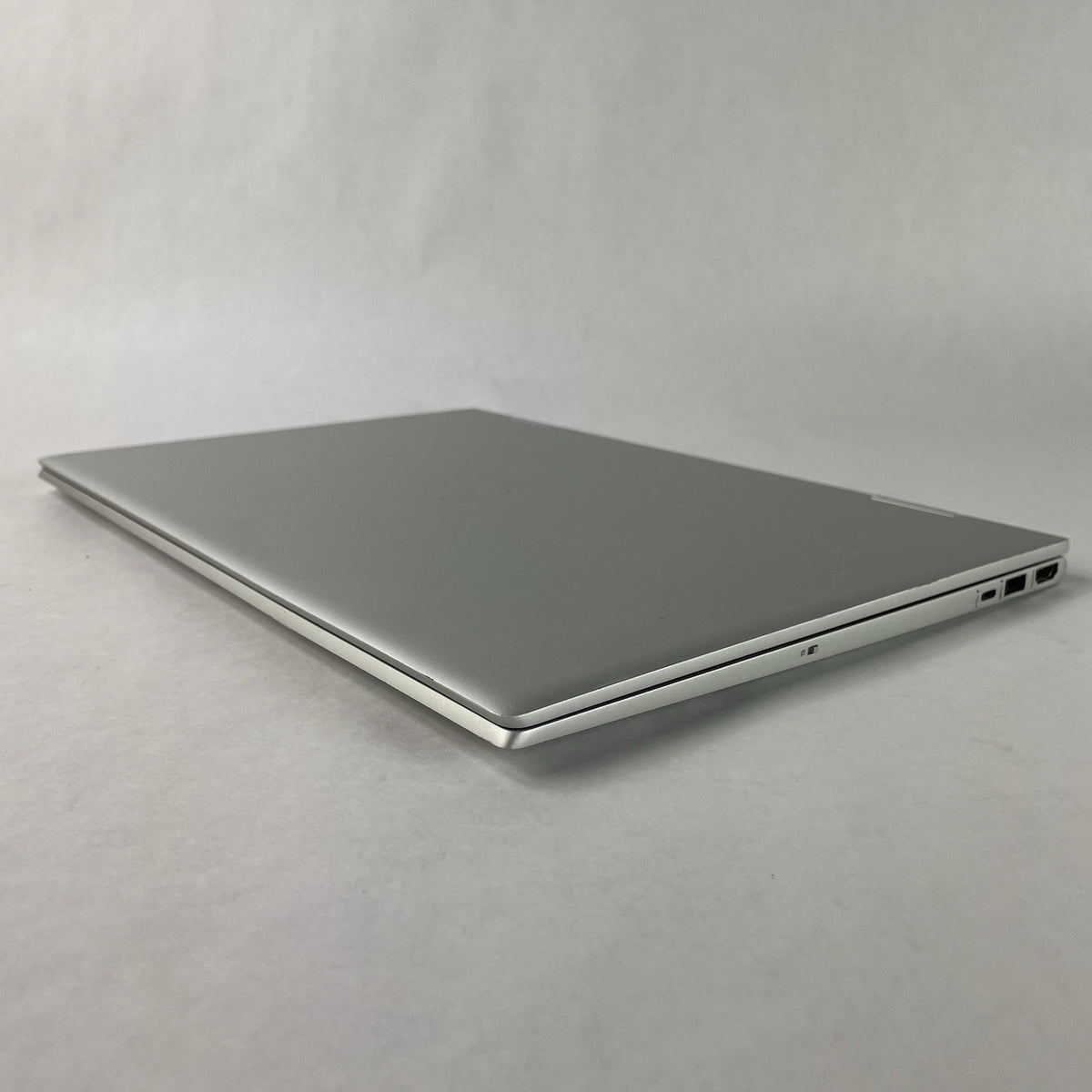 HP Envy x360 15.6" i7-8565U 1.80 GHz 8 GB RAM No SSD/OS/AC - DIMM9
