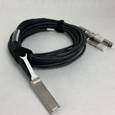 Dell EMC 038-004-950-00 AMPHENOL 3M Cable