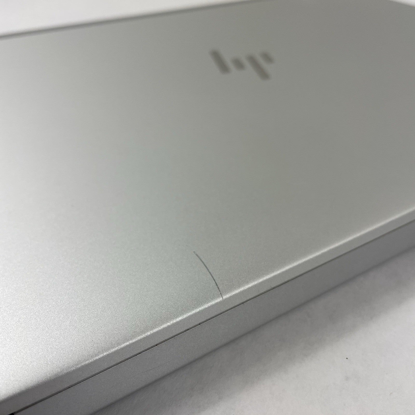 HP EliteBook 850 G6 15.6" i5-8365U 1.60 GHz 8 GB RAM No SSD/OS/AC - Bad Corner14