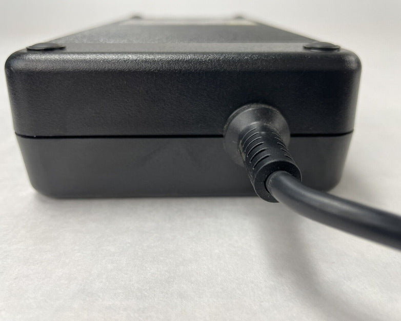 Dell D846D/0D846D AC Adapter PA-7E Family DA210PE1-00 with Power Cable