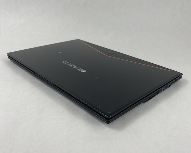 Gigabyte Aero 15WV8 15.6" Core i7-8750H 2.20 GHz 16GB RAM GTX 1060 No HDD No OS