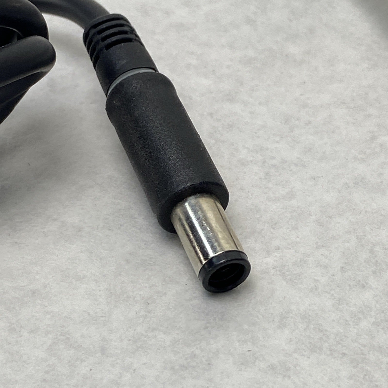 Dell HA130PM160 7.4mm 19.5V 6.7A 130W AC Power Adapter P7KJ5 (Lot of 6)