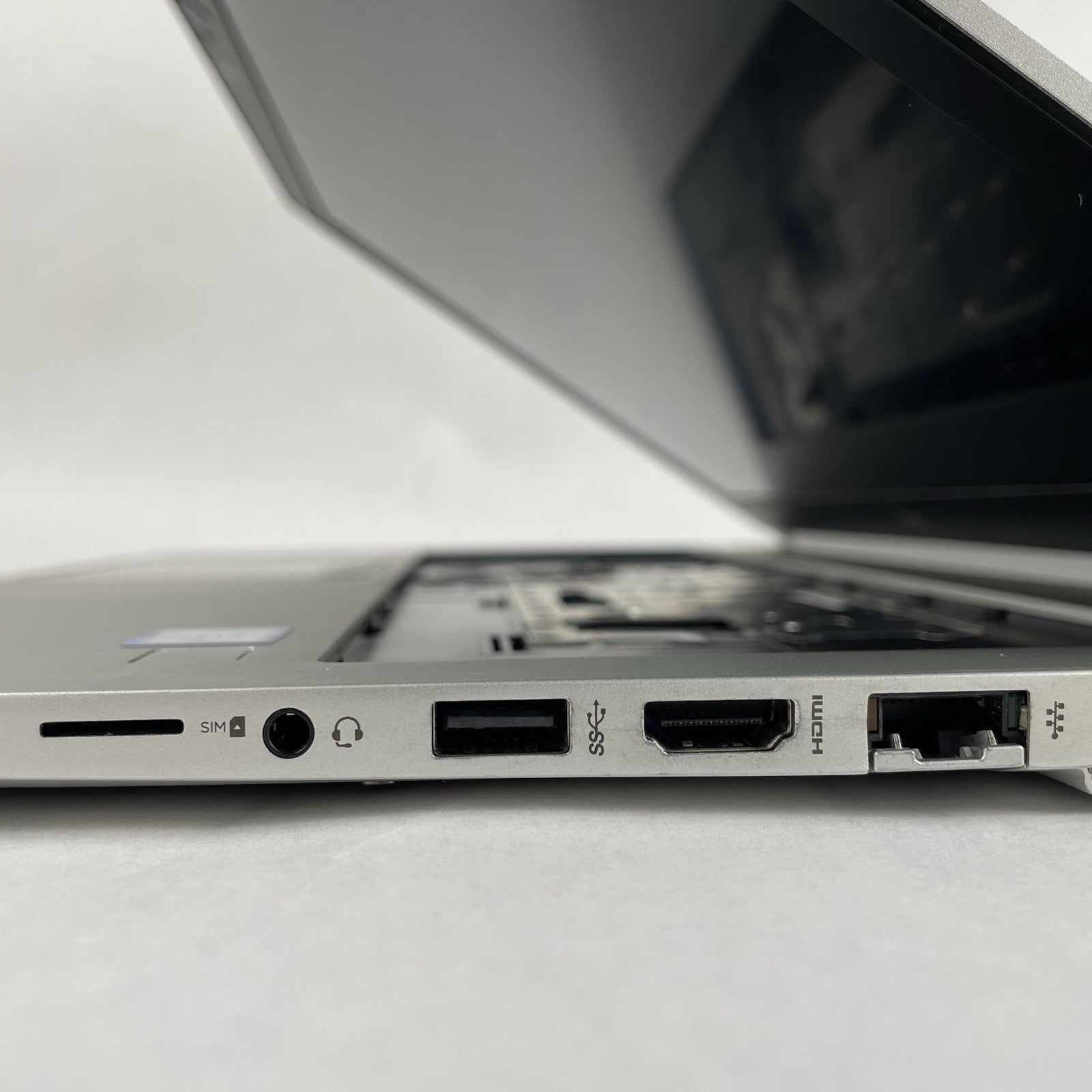 HP EliteBook 850 G6 15.6" i5-8365U 1.60 GHz 8 GB RAM No SSD/OS/AC - No Keyboard7