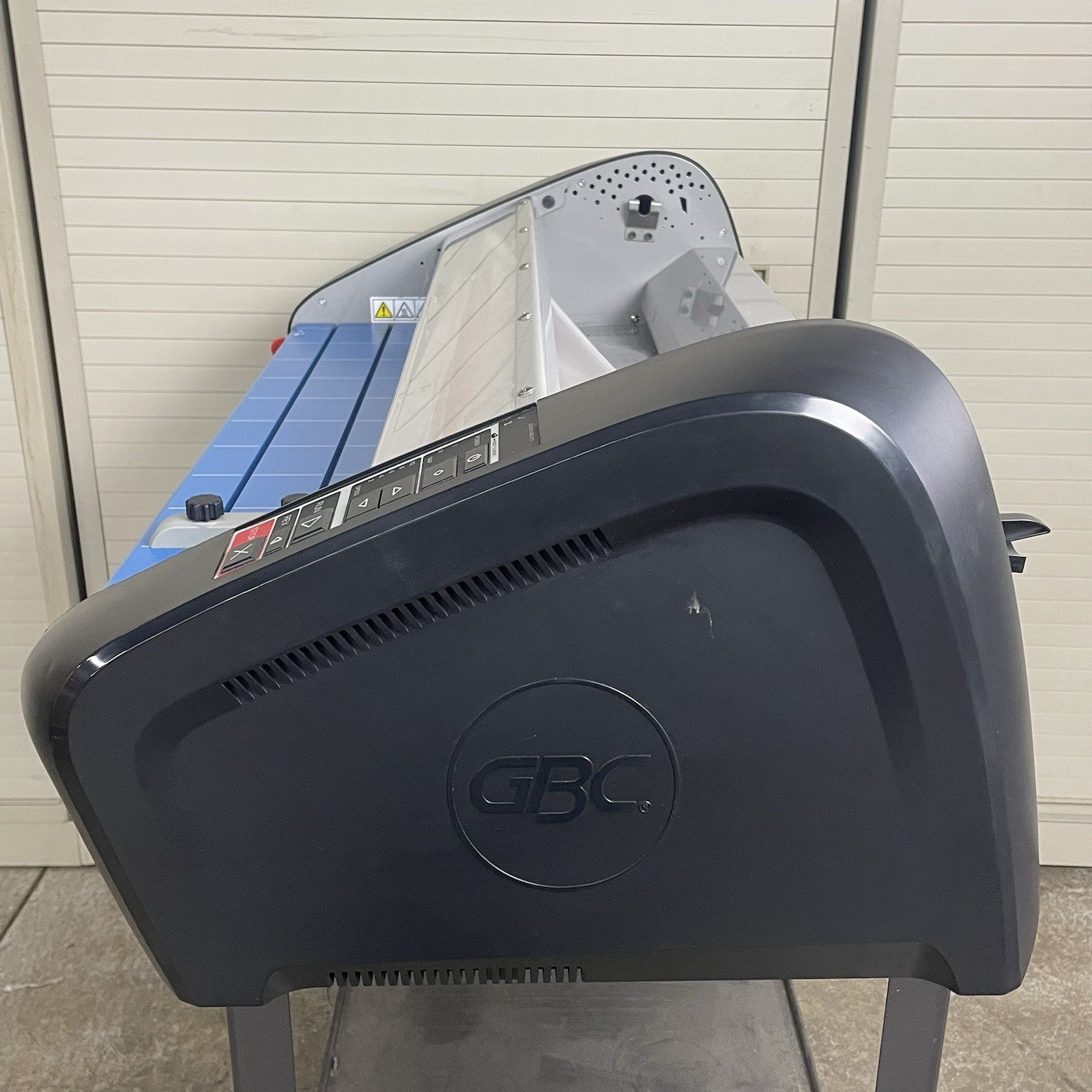 GBC Pinnacle 27 EZLoad Thermal Roll Laminator, 27" Maximum Width, 8-10