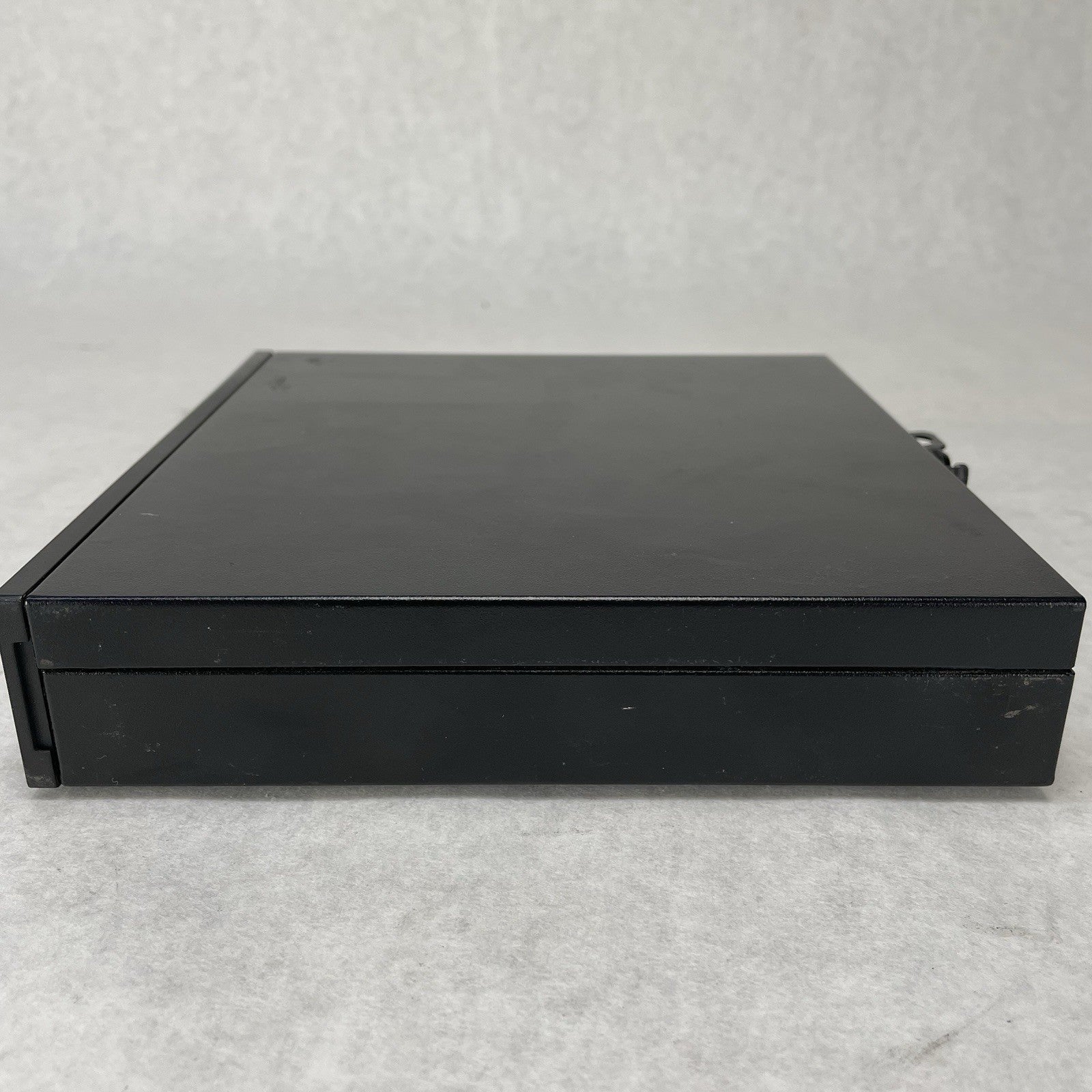 Dell OptiPlex 3050 Micro i5-7500T 2.70 GHz 8 GB RAM No SSD No OS