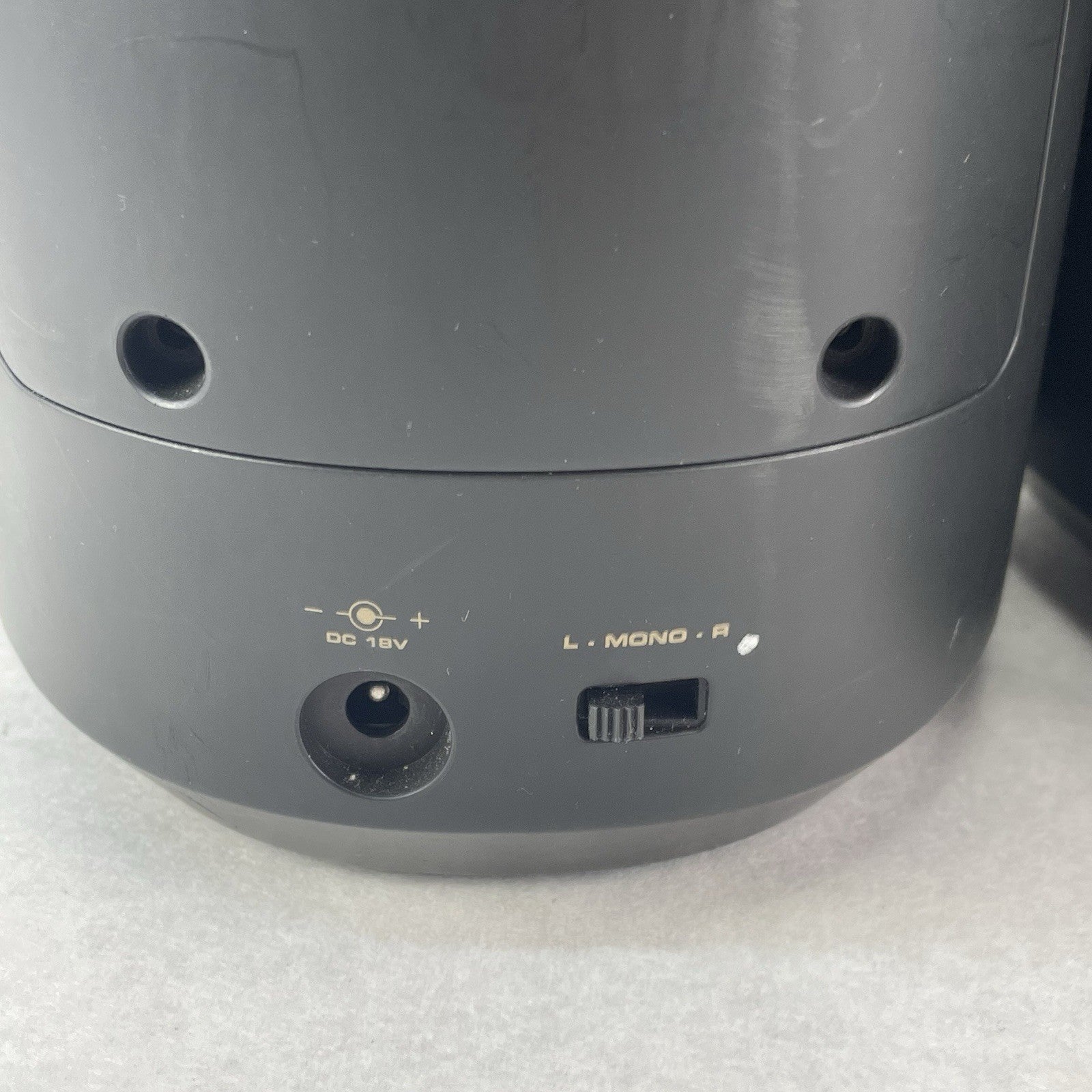 Acoustic Research AW877 Missing Screws Untested6