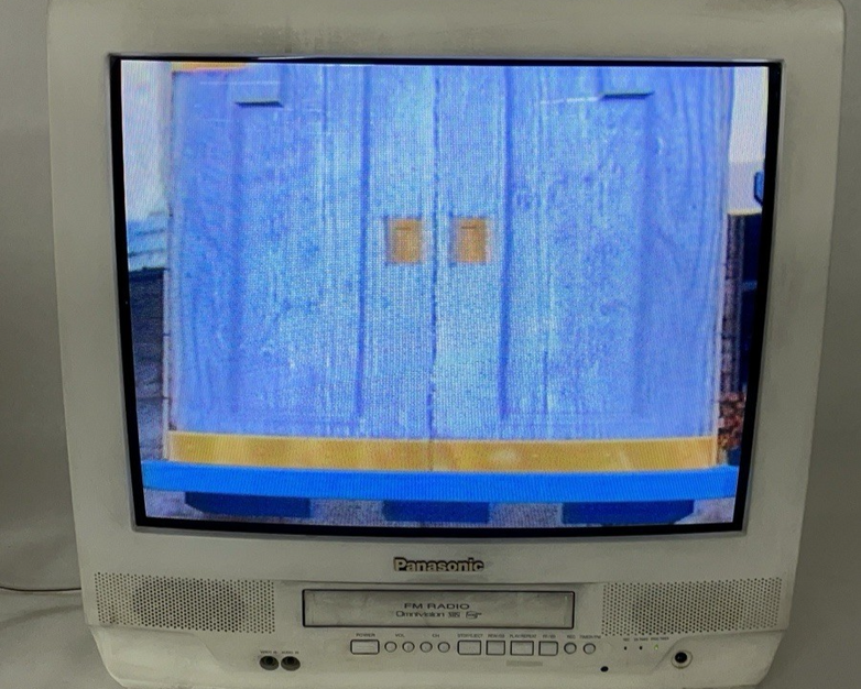 Panasonic PV-C2030W 20" CRT TV VCR & Radio Combo White