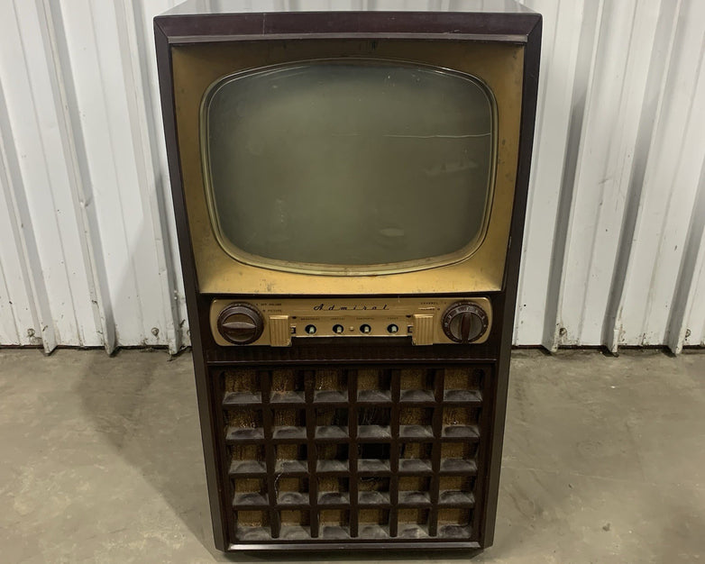 Admiral 17K12 1951 Television TV Not Operational Bakelite Shell Rusted