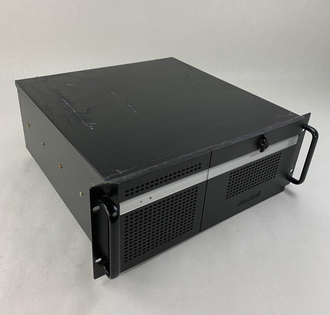 Advantech IPC-619 4U Rack-Mounted Computer Case Server Chassis - No In