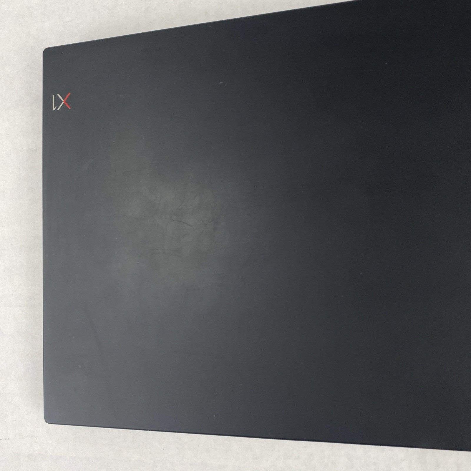 Lenovo ThinkPad X1 Carbon 6th Gen i5-8250U 1.6GHz 8GB RAM 14" No Batt. No HDD/OS